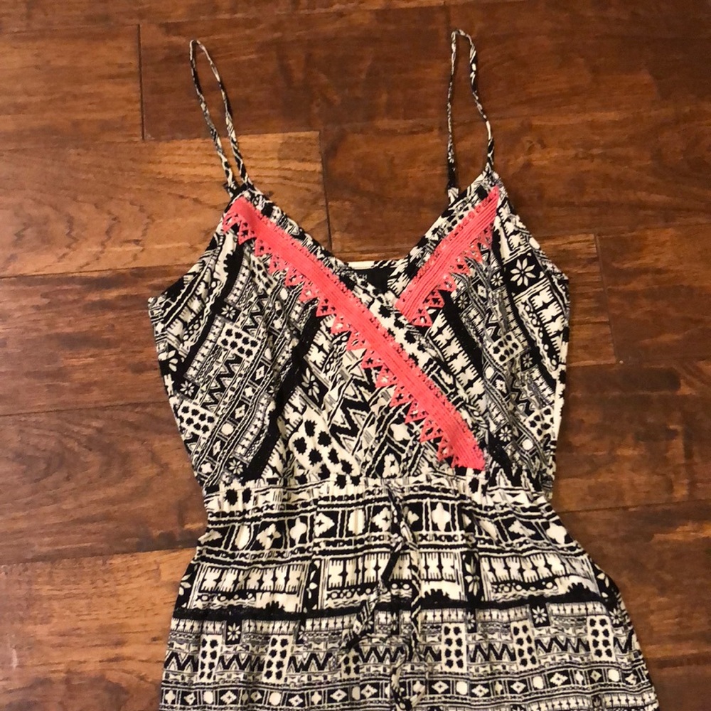 Jumpsuit - Picture 2 of 6